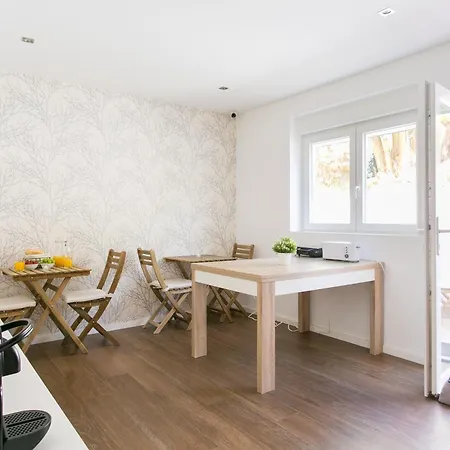 Golden Experience 3*