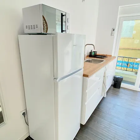 Golden Experience Guest house