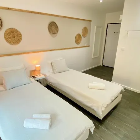 Golden Experience Гостевой дом 3*